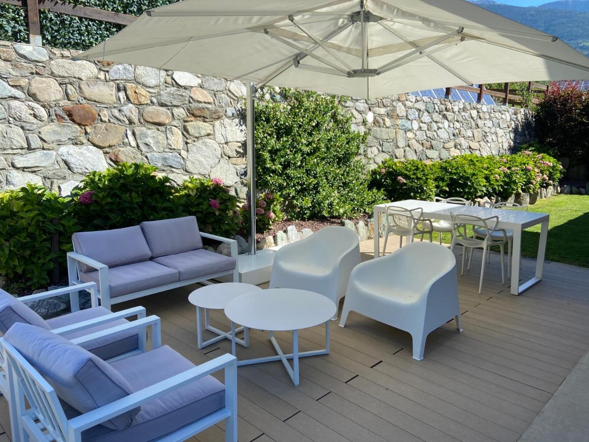 Design & Mountain View Bedroom Aosta Exterior photo
