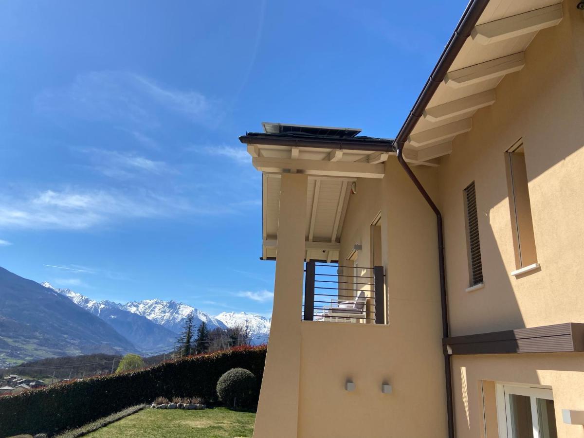 Design & Mountain View Bedroom Aosta Exterior photo