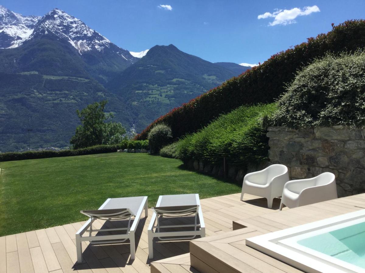 Design & Mountain View Bedroom Aosta Exterior photo